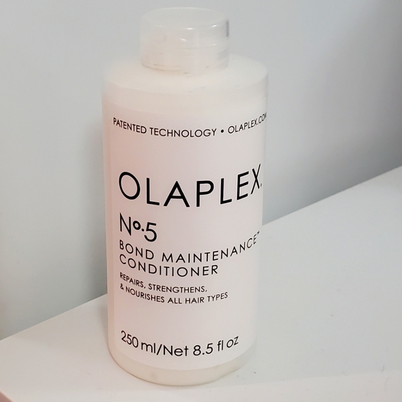 OLAPLEX Nº.5 BOND MAINTENANCE CONDITIONER - Picture 1 of 9